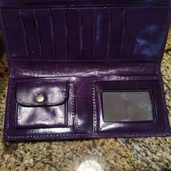 Mexican Hand Tooled Leather Trifold Clutch Wallet Clutch Floral Deep Purple - Picture 4 of 8